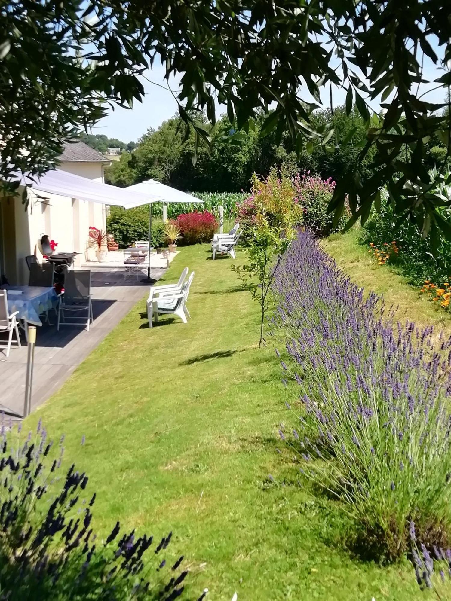 Kerlan 5 Bed and Breakfast Béganne Buitenkant foto